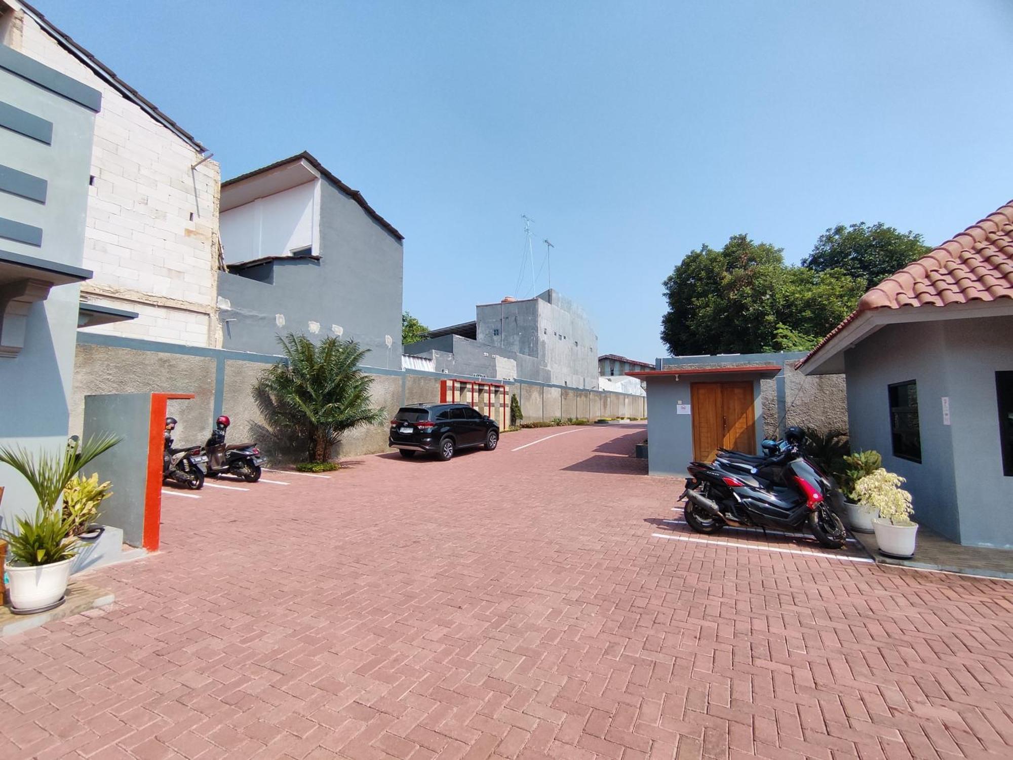 Hotel Cibening Пурвакарта Экстерьер фото
