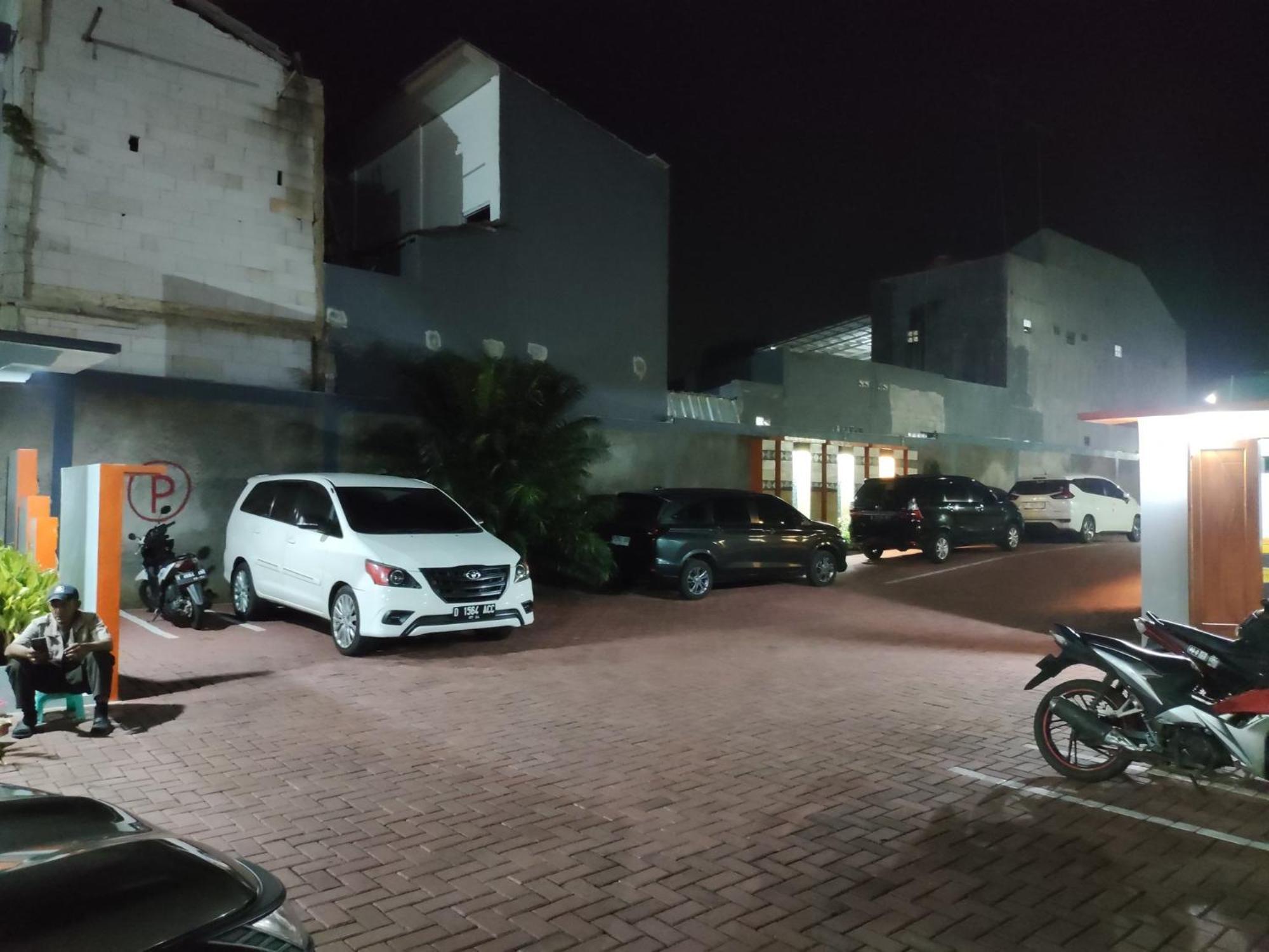 Hotel Cibening Пурвакарта Экстерьер фото